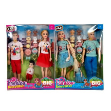 Набор кукол в кор., Семья с аксессуарами. 24х33х5 см.